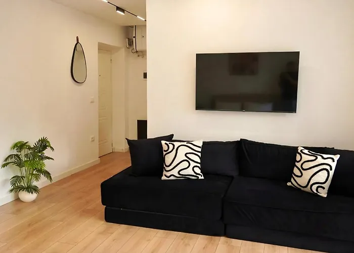 Center 1, Apartament *