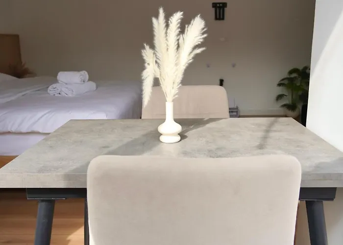 Center 1, Apartament *
